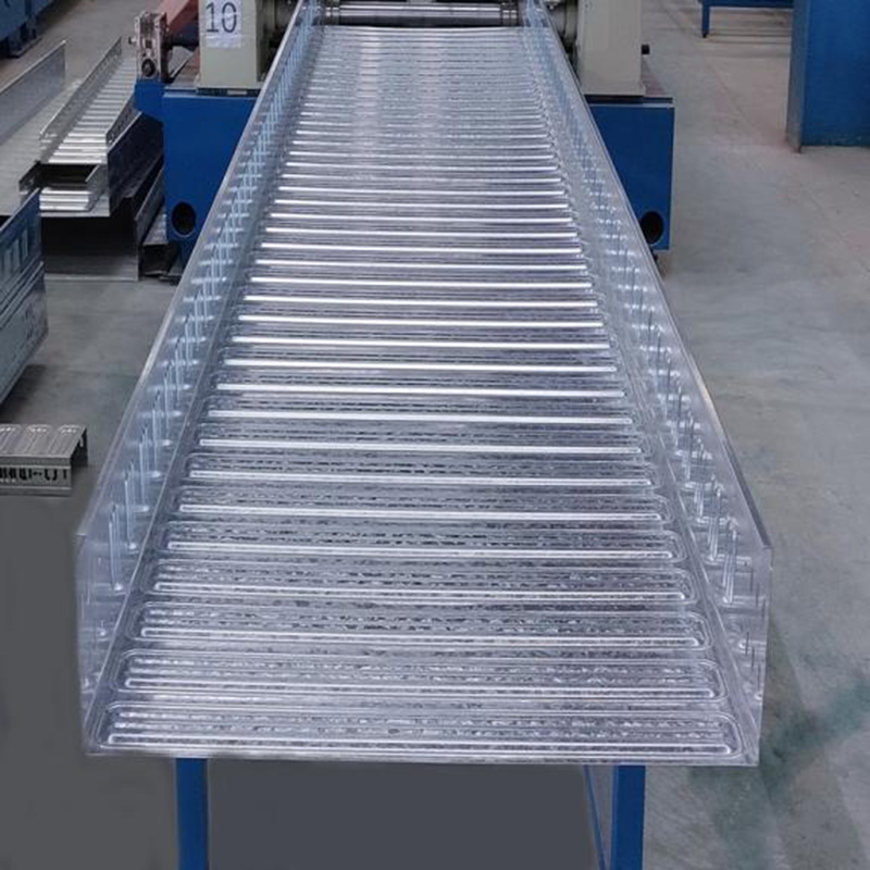 آلة تشكيل علبة الكابلات Cable Tray Roll Forming Machine