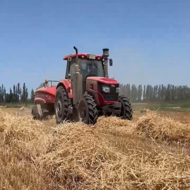 स्क्वायर स्ट्रॉ बेलर