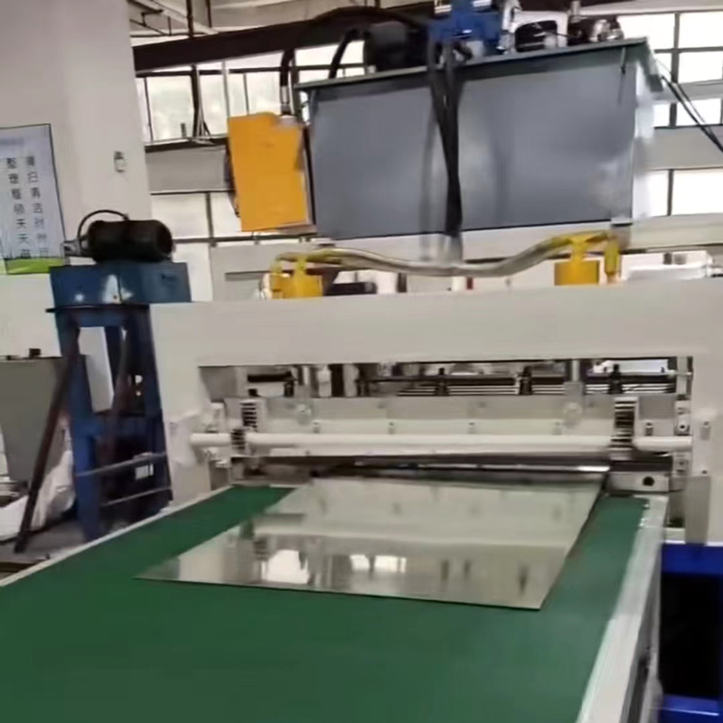 آلة قطع لفائف الصفائح المعدنية