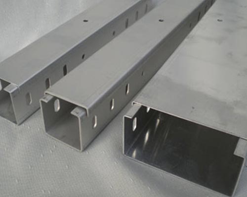 Mashine ya Kutengeneza Trei ya Cable iliyotobolewa Kiotomatiki