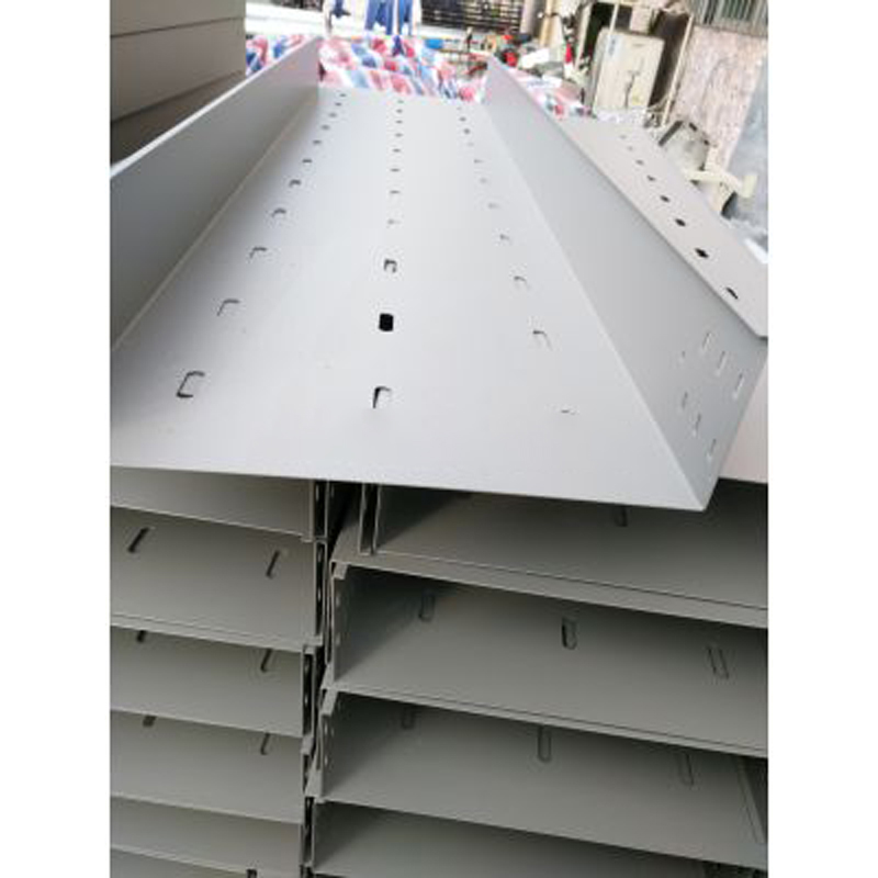 Automatic roll forming machine