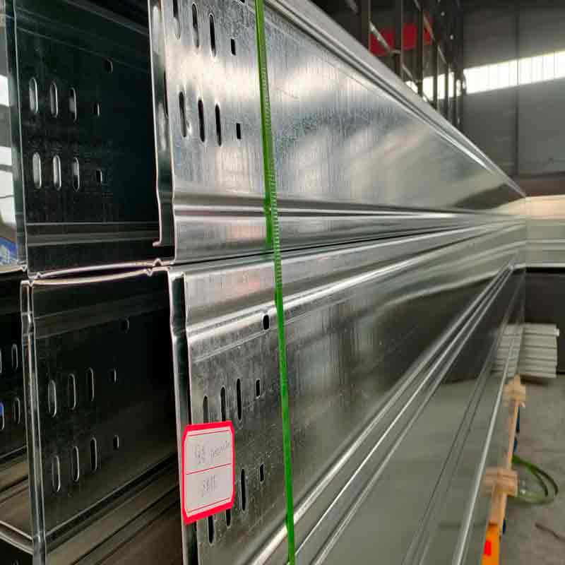 معدات إنتاج علبة الكابلات بمواصفات كاملة