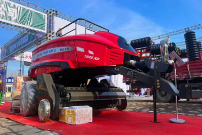 Zhike Qida Hay Baler Debuted At Heilongjiang Agricultural Machinery Exhibition
