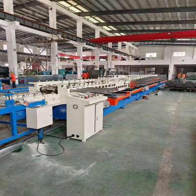 Automatic Adjustment Of Cable Trunking Manufacturing Equipment