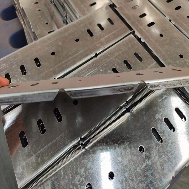 خط إنتاج جانب الكوع لعلبة الكابلات