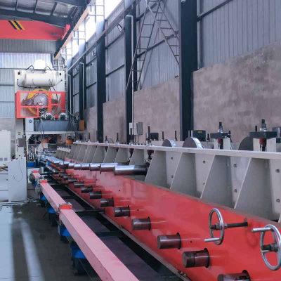 Профилегибочная машина для производства перфорированных металлических рулонов