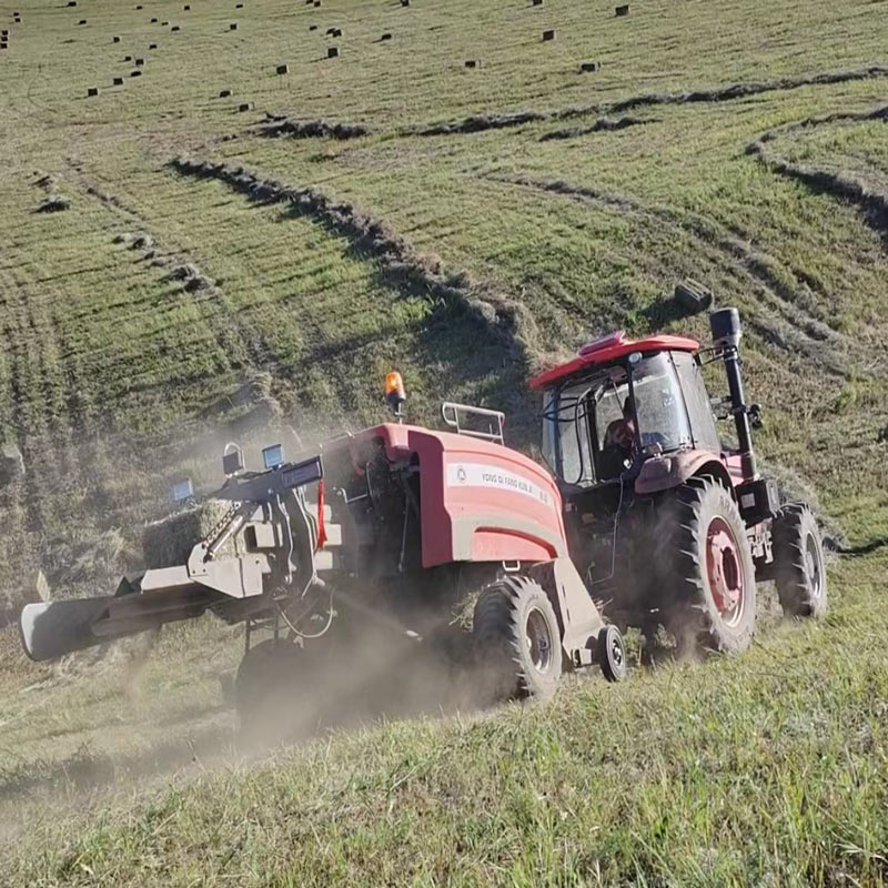 हे बेलर तीन रस्सियाँ