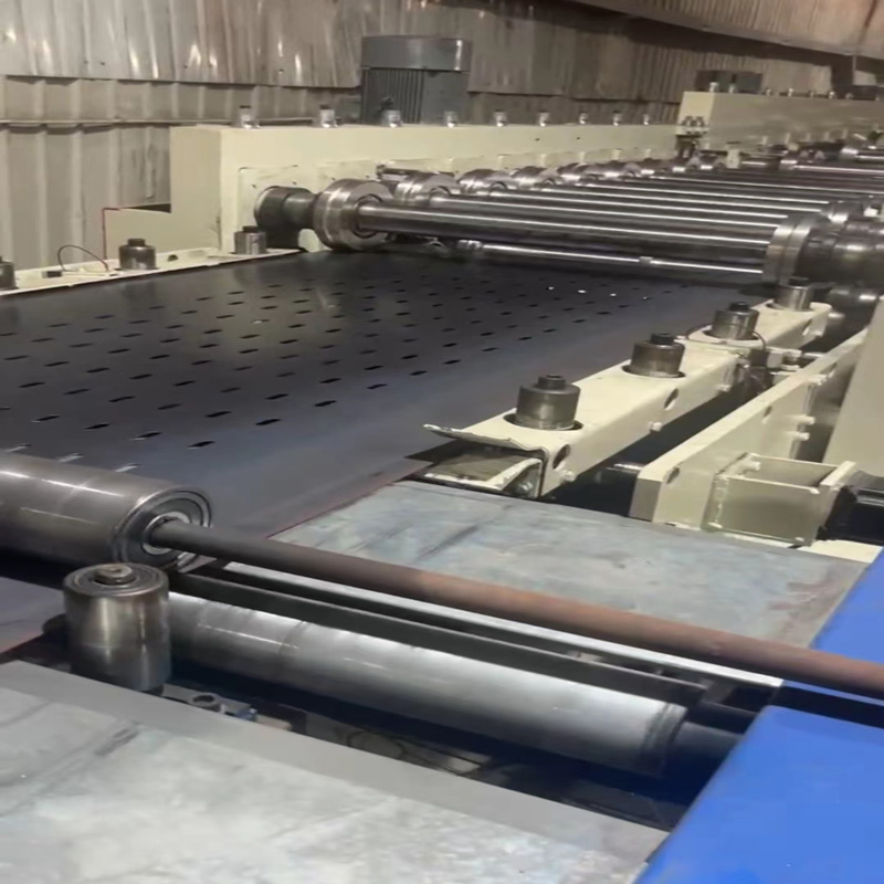 مجموعة كاملة من آلات تصنيع المعادن المثقبة