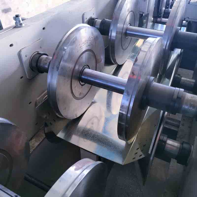 Hydraulic punching metal forming machine