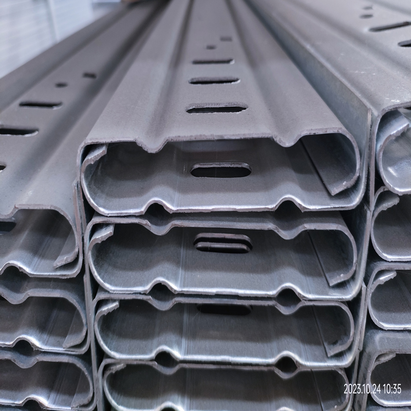 Ladder Cable Tray Forming Machine