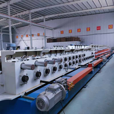 Машина для формовки металла с твердым дном