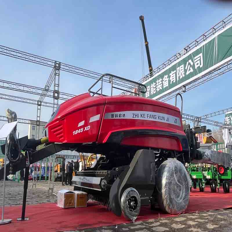 स्क्वायर स्ट्रॉ बेलर