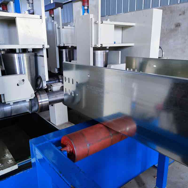 Hydraulic punching metal forming machine