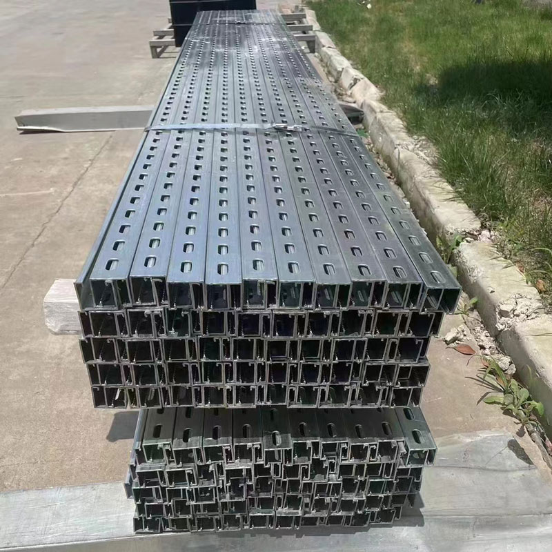 Anti-seismic bracket forming machine