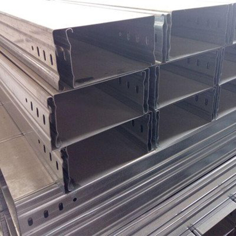 آلة تشكيل علبة الكابلات متوسطة الحجم