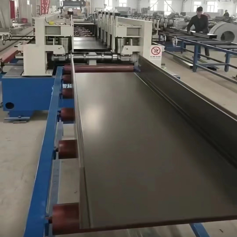 آلات تشكيل المعادن بمواصفات كاملة