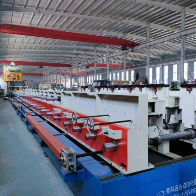 Équipement de production de goulottes de câbles