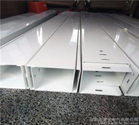 آلة تشكيل حوض الكابلات الصغيرة Small Cable Trough Roll Forming Machine